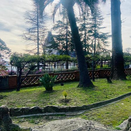 Appartamento Nel Parco Sanremo Luaran gambar